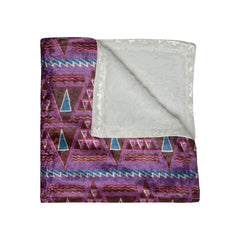 Triangles Crushed Velvet Blanket