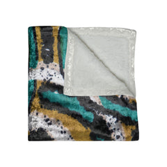 Aura Crushed Velvet Blanket